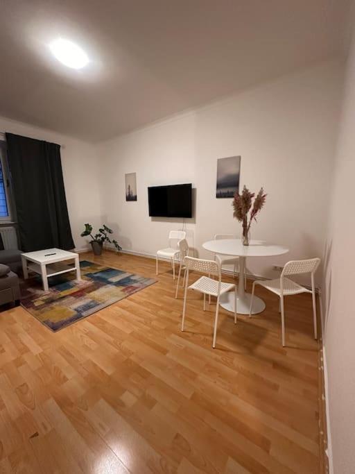 Apartment Mit Balkon Im Stadtzentrum Hannover Buitenkant foto